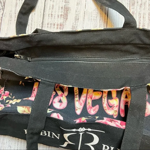 Robin Ruth Floral Canvas Las Vegas Bag. - Picture 5 of 11